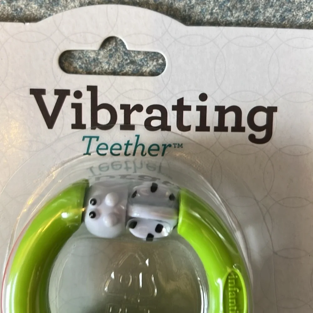 Infantino Vibrating Strawberry Teether - Red and Green